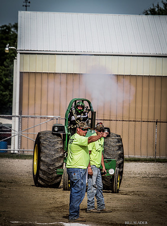tractor-1763
