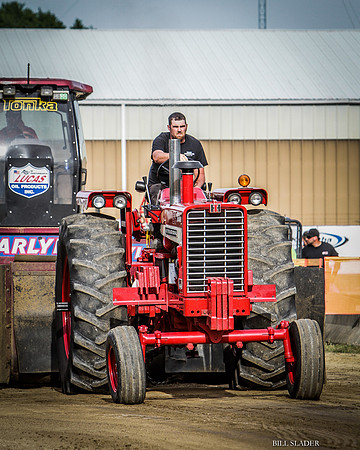 tractor-2200