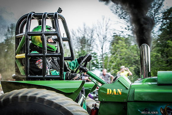 tractor-1673