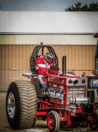 tractor-1684